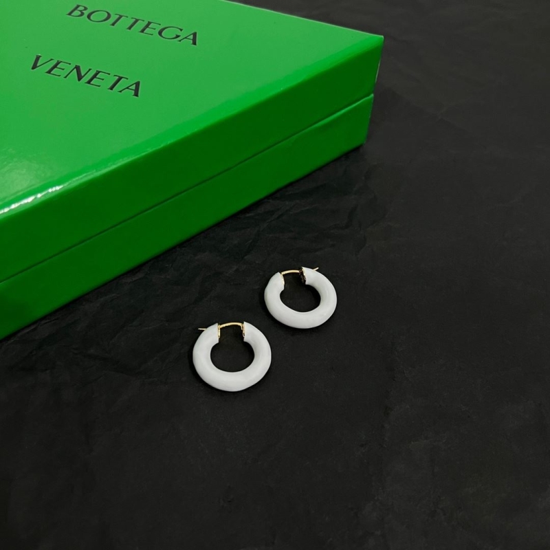Bo*te*ga venenta earrings